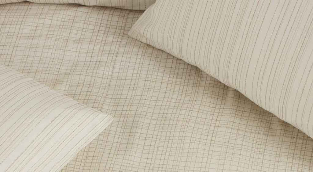Natuurlijke print bedtextiel om te slapen in stijl deze zomer