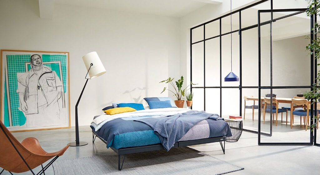 Hoofdkussen testen bij Jansen Totaal Wonen