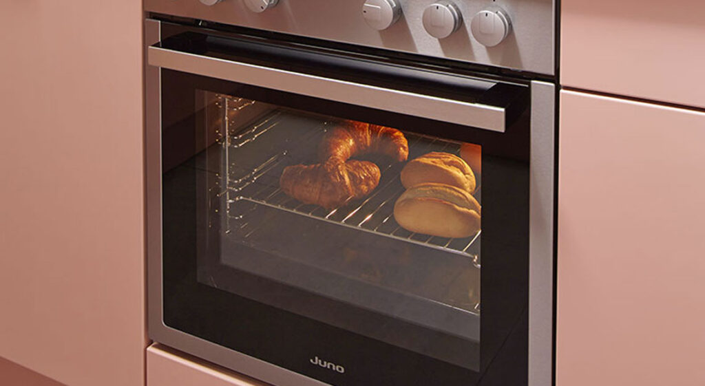 Roze in je interieur in de keuken bij Jansen Totaal Wonen