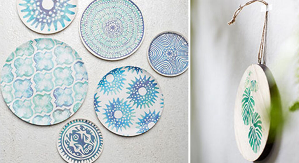 servies aan de muur hangen als wanddecoratie