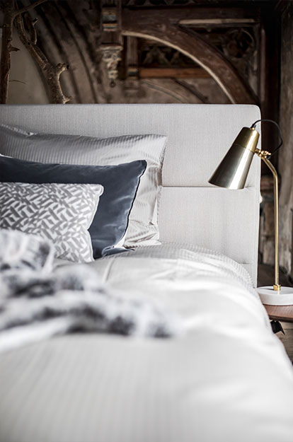 Pullman-Toronto-Detail