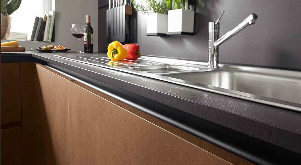 Moderne keukens bij Jansen Totaal Wonen